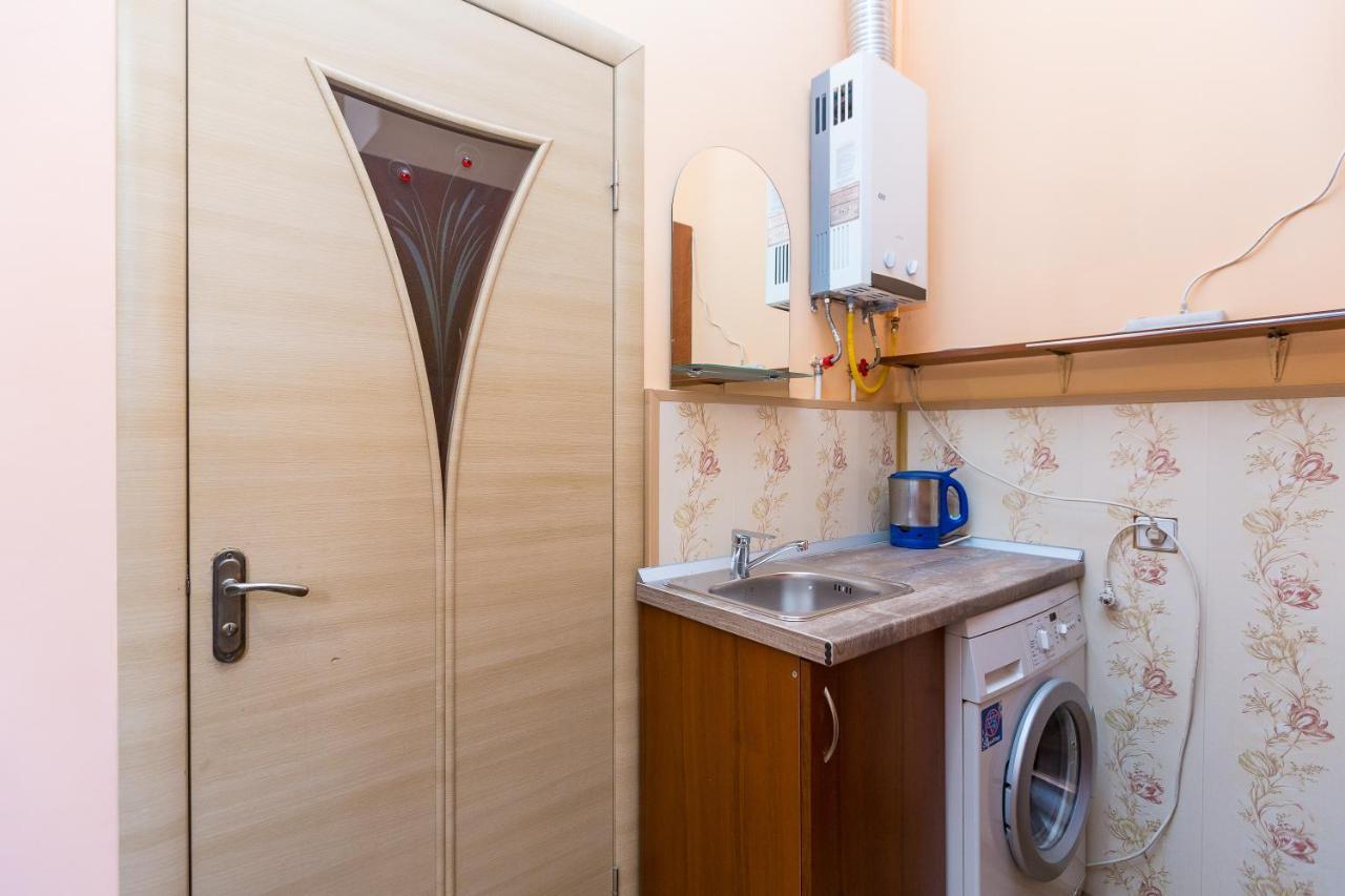 Квартира В Центрі Подобово На Вулиці Коперника 26 Біля Палацу Мистецтв Lviv Extérieur photo