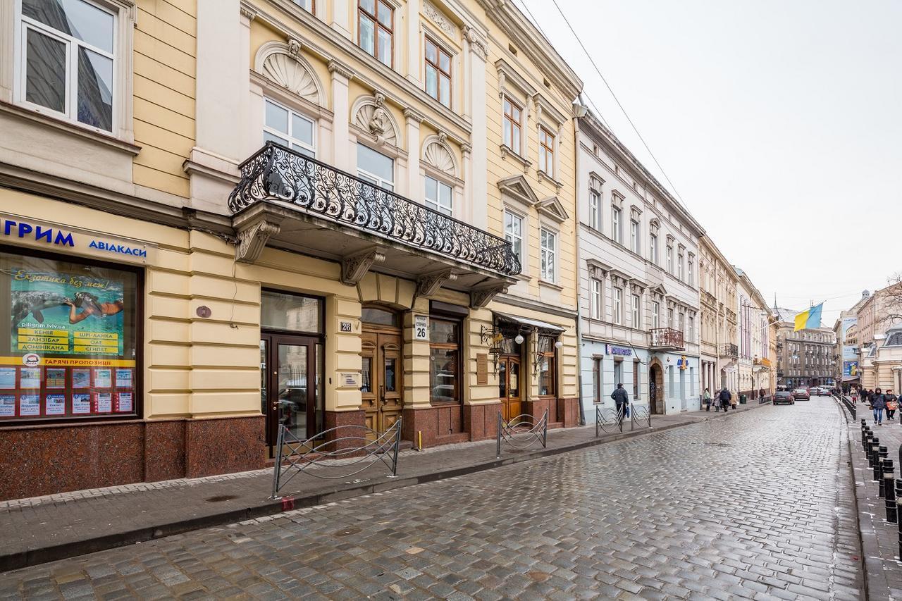Квартира В Центрі Подобово На Вулиці Коперника 26 Біля Палацу Мистецтв Lviv Extérieur photo